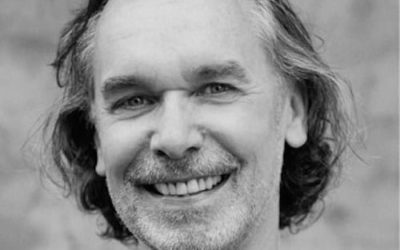 How speaking and presenting helps your business (even if you hate  speaking and presenting) – Robert Gerrish